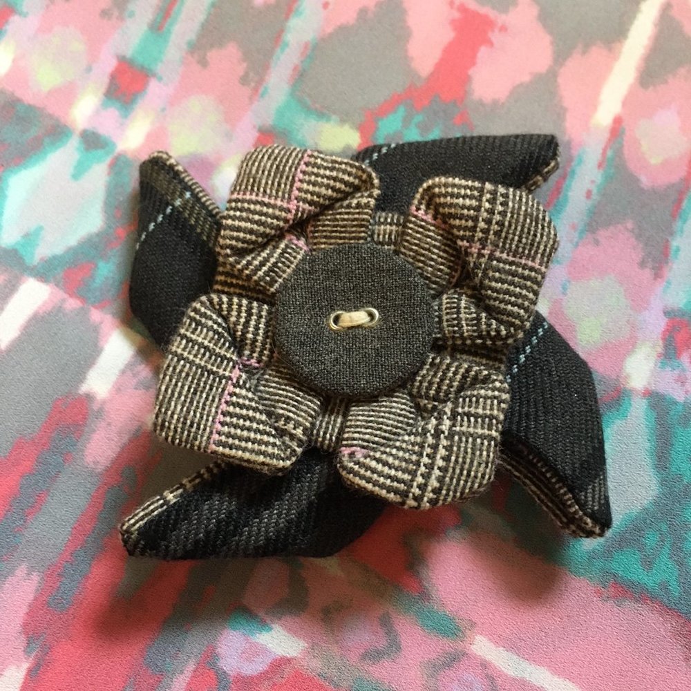 Handmade Origami Fabric Pinwheel Brooch OOAK Plaid Upcycled Art Pin